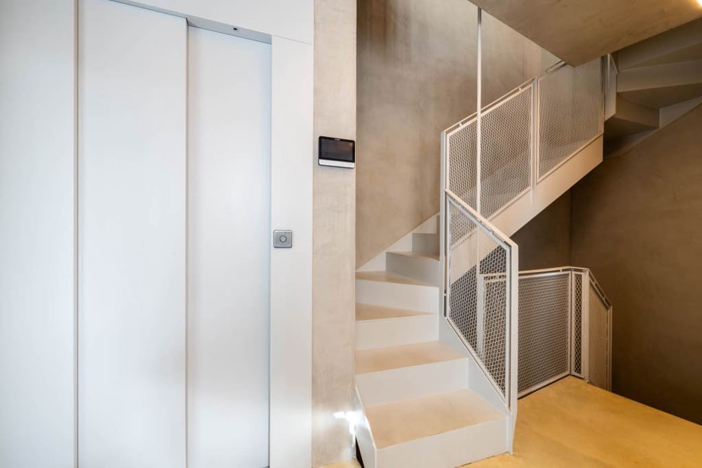 2 soverom Hus til salgs i Puerto de Alcudia med svømmebasseng garasje - € 1 100 000 (Ref: 8791788)