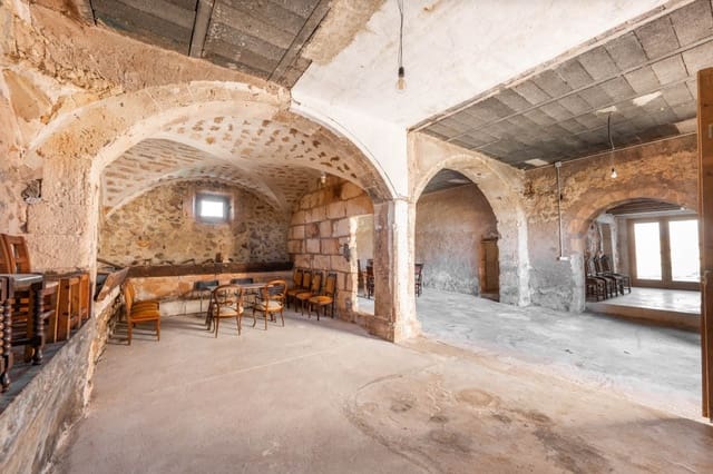 5 makuuhuone Maalaistalo myytävänä paikassa Ariany mukana uima-altaan - 2 390 000 € (Ref: 8791789)