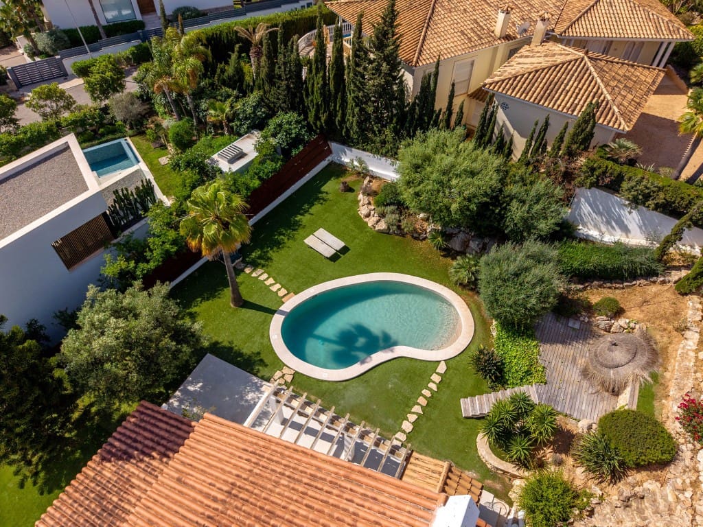6 sypialnia Willa na sprzedaż w Santa Ponsa z basenem garażem - 2 750 000 € (Ref: 8791790)