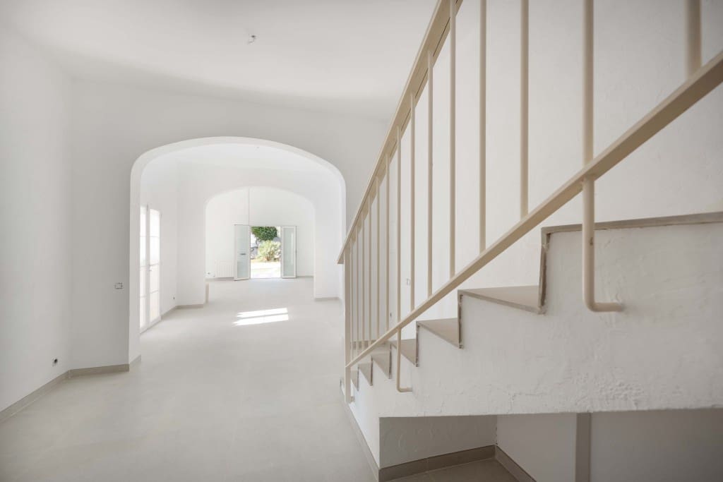 6 sypialnia Willa na sprzedaż w Santa Ponsa z basenem garażem - 2 750 000 € (Ref: 8791790)