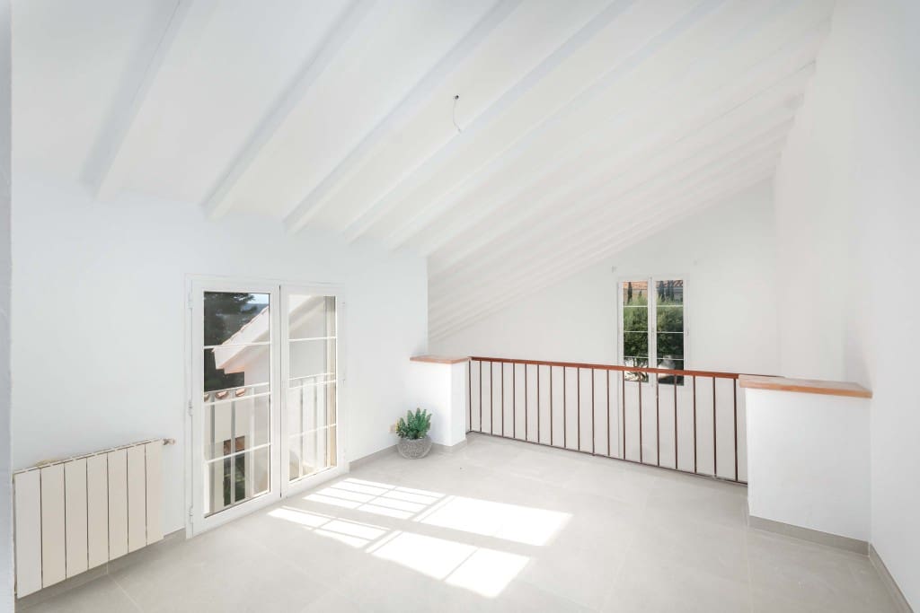 6 sypialnia Willa na sprzedaż w Santa Ponsa z basenem garażem - 2 750 000 € (Ref: 8791790)