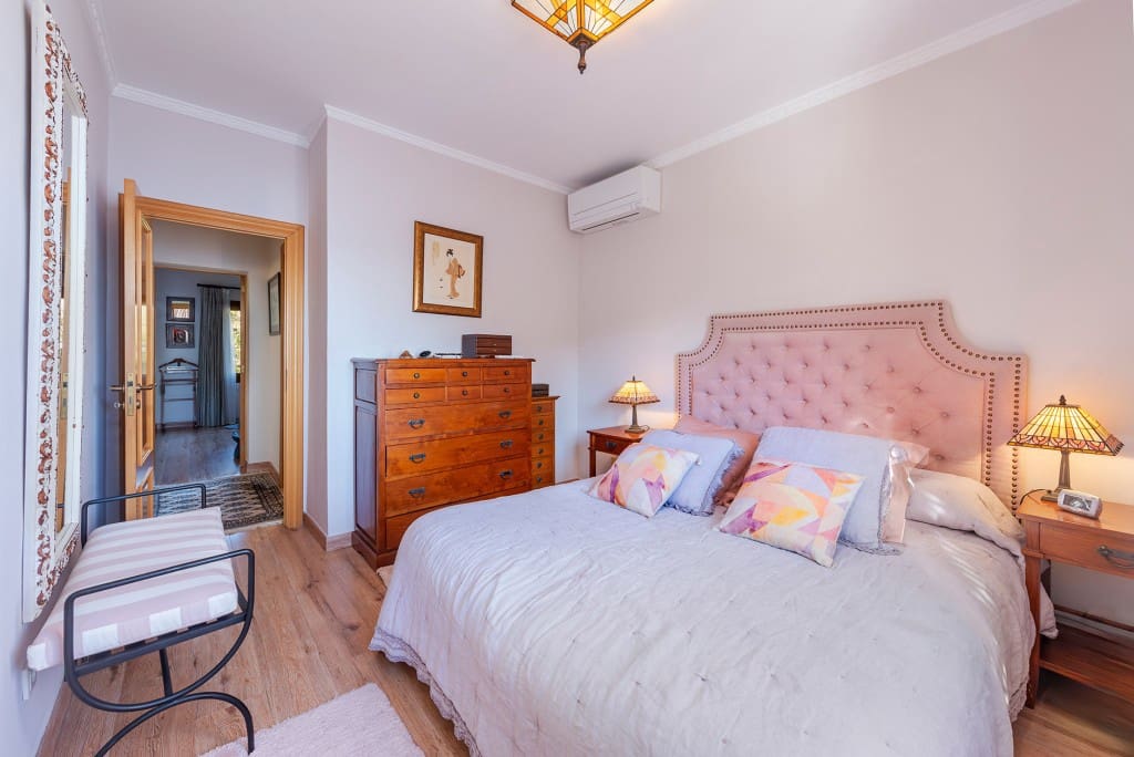 4 bedroom Penthouse for sale in Cas Catala with garage - € 2,650,000 (Ref: 8809275)