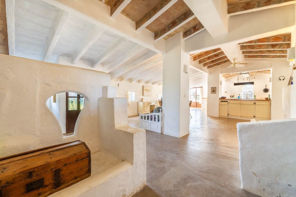 5 soveværelse Finca/Landehus til salg i Ariany med swimmingpool garage - € 1.900.000 (Ref: 8834150)