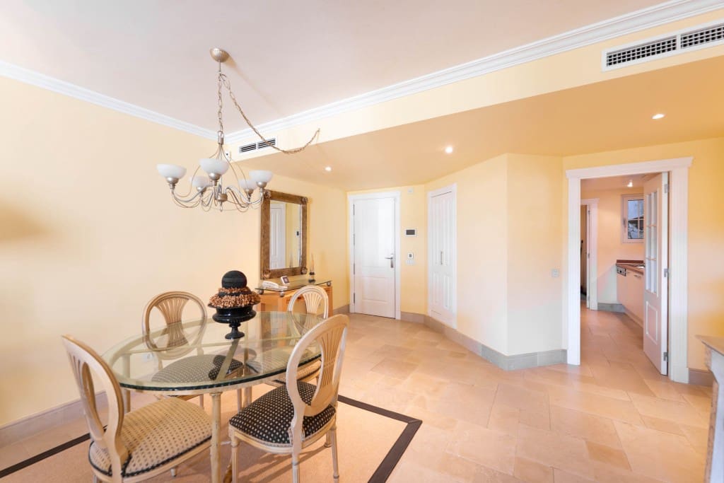 2 soverom Leilighet til salgs i Puerto de Andratx med svømmebasseng garasje - € 895 000 (Ref: 8842947)