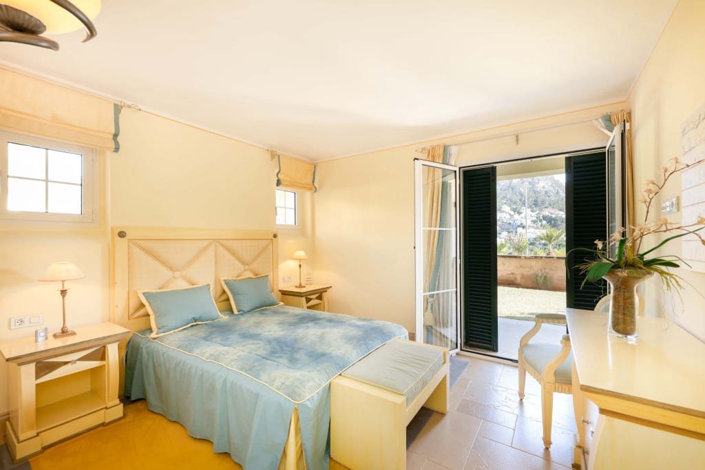 2 soverom Leilighet til salgs i Puerto de Andratx med svømmebasseng garasje - € 895 000 (Ref: 8842947)