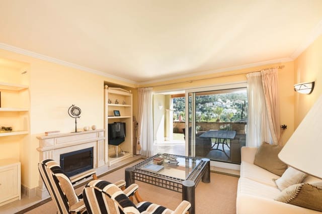 2 slaapkamer Appartement te koop in Puerto de Andratx, Andratx met zwembad garage - € 895.000 (Ref: 8842947)