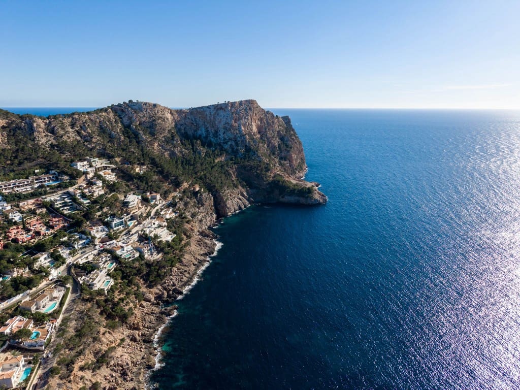 2 soverom Leilighet til salgs i Puerto de Andratx med svømmebasseng garasje - € 895 000 (Ref: 8842947)