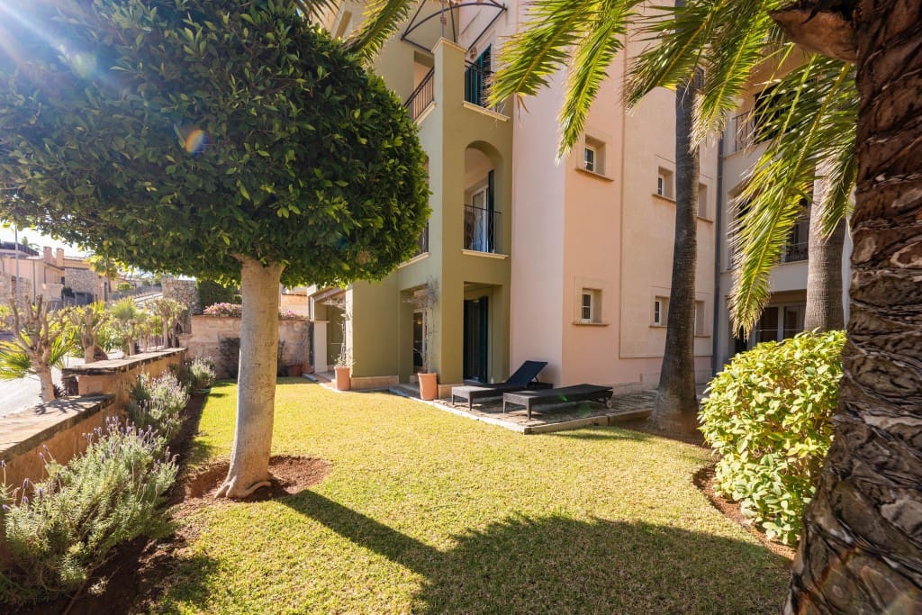 2 soverom Leilighet til salgs i Puerto de Andratx med svømmebasseng garasje - € 895 000 (Ref: 8842947)