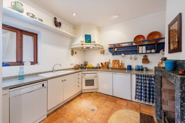 5 soverom Hus til salgs i Pollensa / Pollença - € 995 000 (Ref: 8842948)