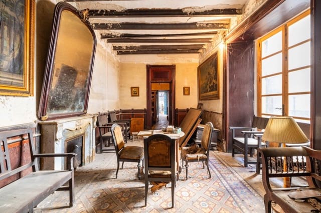 8 soveværelse Byhus til salg i Sóller med garage - € 3.300.000 (Ref: 8848920)