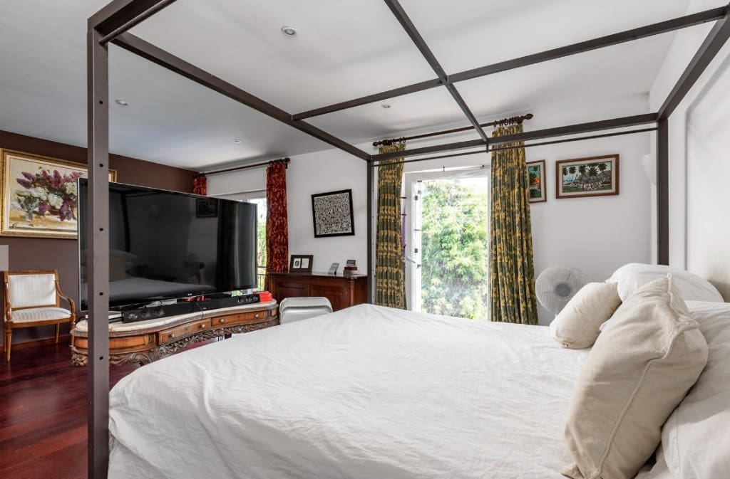 4 soveværelse Villa til salg i Torrenova med swimmingpool - € 1.550.000 (Ref: 8854533)