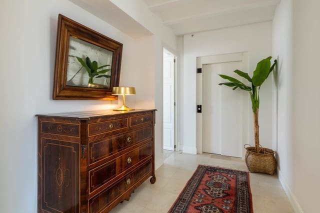 5 Zimmer Villa zu verkaufen in Palma de Mallorca mit Pool Garage - 3.450.000 € (Ref: 8885731)