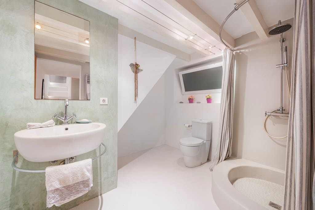 2 bedroom Apartment for sale in Palma de Mallorca - € 1,200,000 (Ref: 8896202)