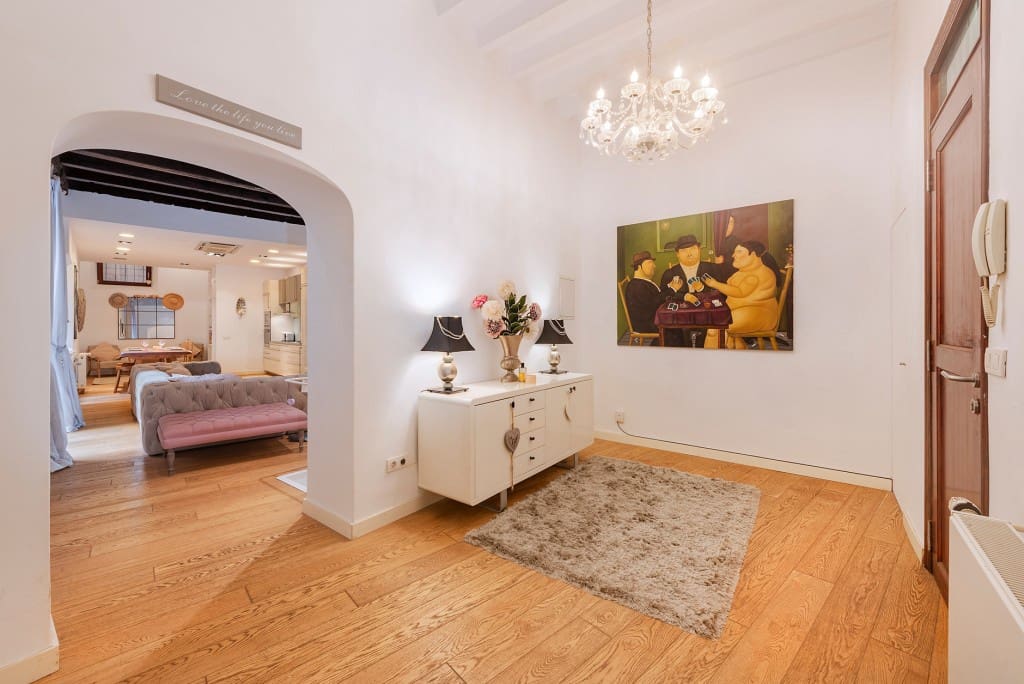 2 bedroom Apartment for sale in Palma de Mallorca - € 1,200,000 (Ref: 8896202)