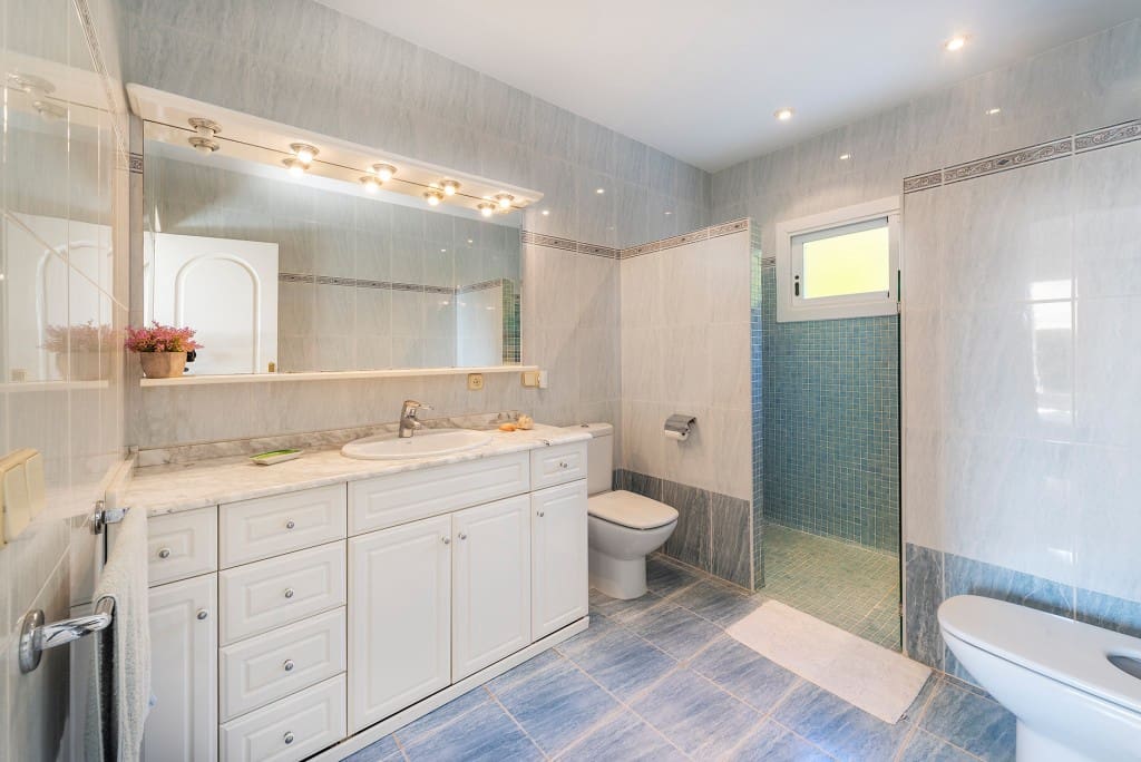 5 sovrum Villa till salu i Costa d'en Blanes med pool garage - 2 150 000 € (Ref: 8912744)