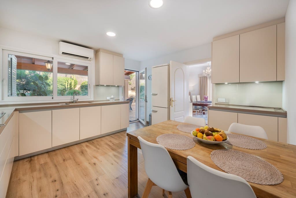 5 sovrum Villa till salu i Costa d'en Blanes med pool garage - 2 150 000 € (Ref: 8912744)