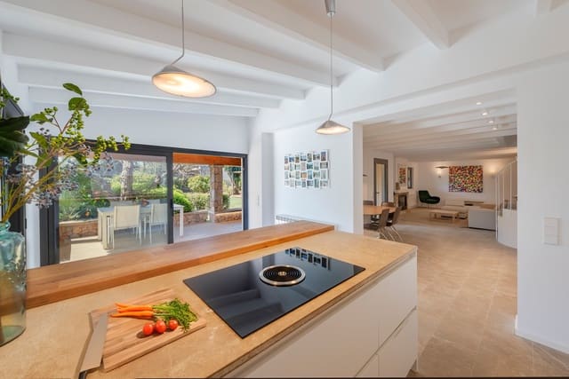 5 slaapkamer Finca/Landhuis te koop in Pollensa / Pollença met zwembad - € 1.975.000 (Ref: 8928541)