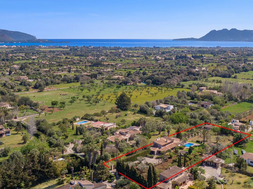 5 bedroom Finca/Country House for sale in Pollensa / Pollenca with pool - € 1,975,000 (Ref: 8928541)