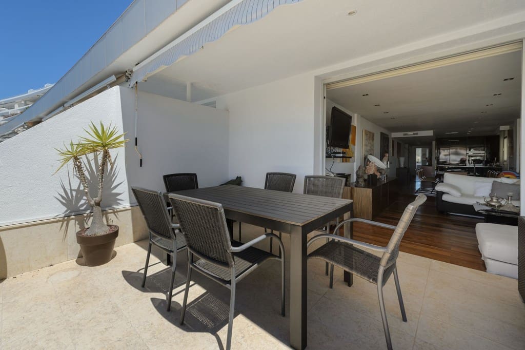 3 bedroom Apartment for sale in Ibiza / Eivissa town with pool - € 2,390,000 (Ref: 8928542)