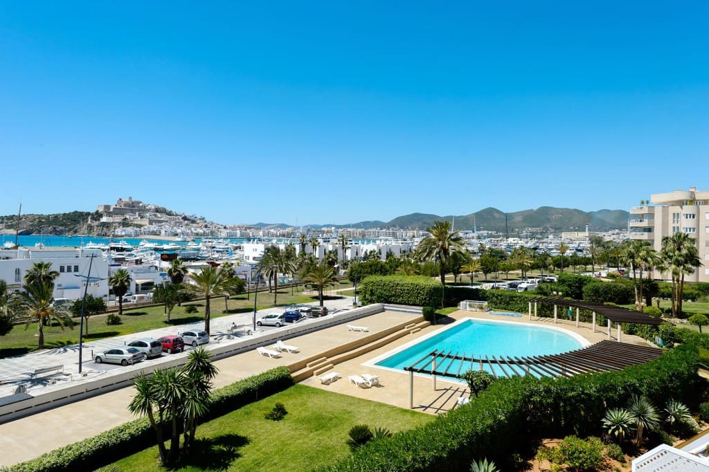 3 bedroom Apartment for sale in Ibiza / Eivissa town with pool - € 2,390,000 (Ref: 8928542)