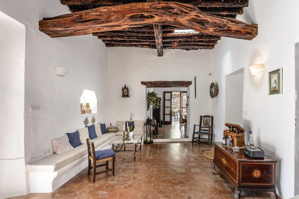 4 soveværelse Finca/Landehus til salg i San Jose / Sant Josep de Sa Talaia med swimmingpool garage - € 2.950.000 (Ref: 8928543)