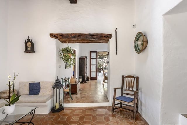 4 soveværelse Finca/Landehus til salg i San Jose / Sant Josep de Sa Talaia med swimmingpool garage - € 2.950.000 (Ref: 8928543)