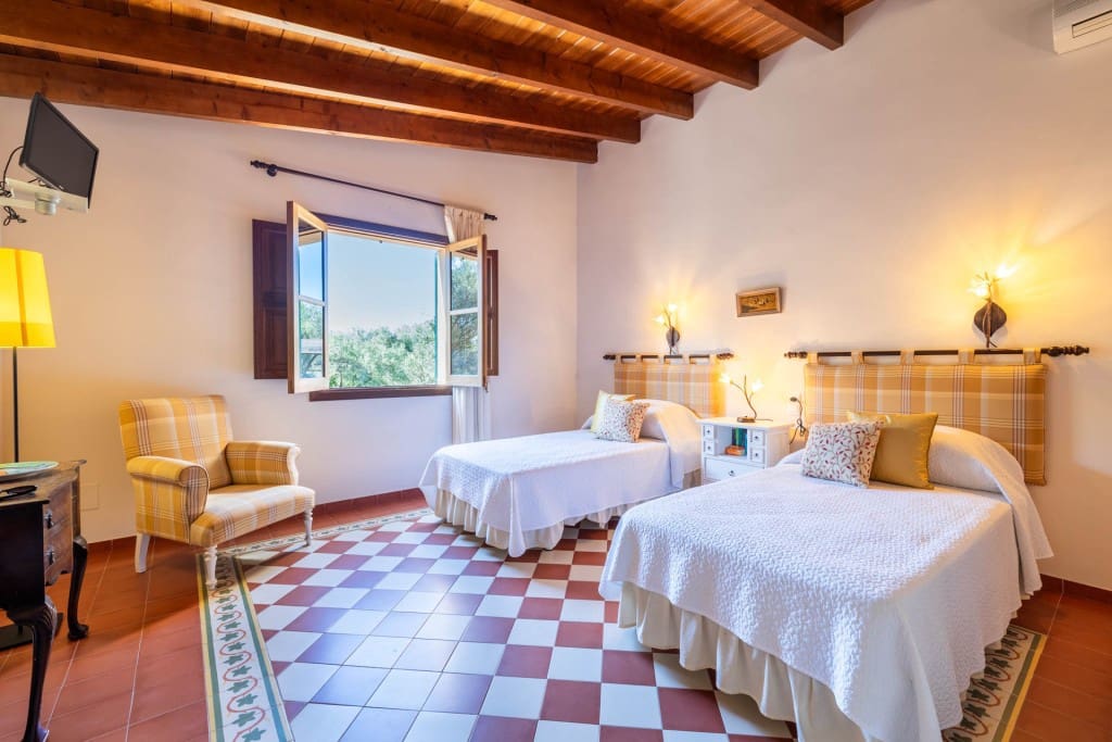 6 chambre Finca/Maison de Campagne à vendre à Sineu avec piscine - 2 500 000 € (Ref: 8934998)