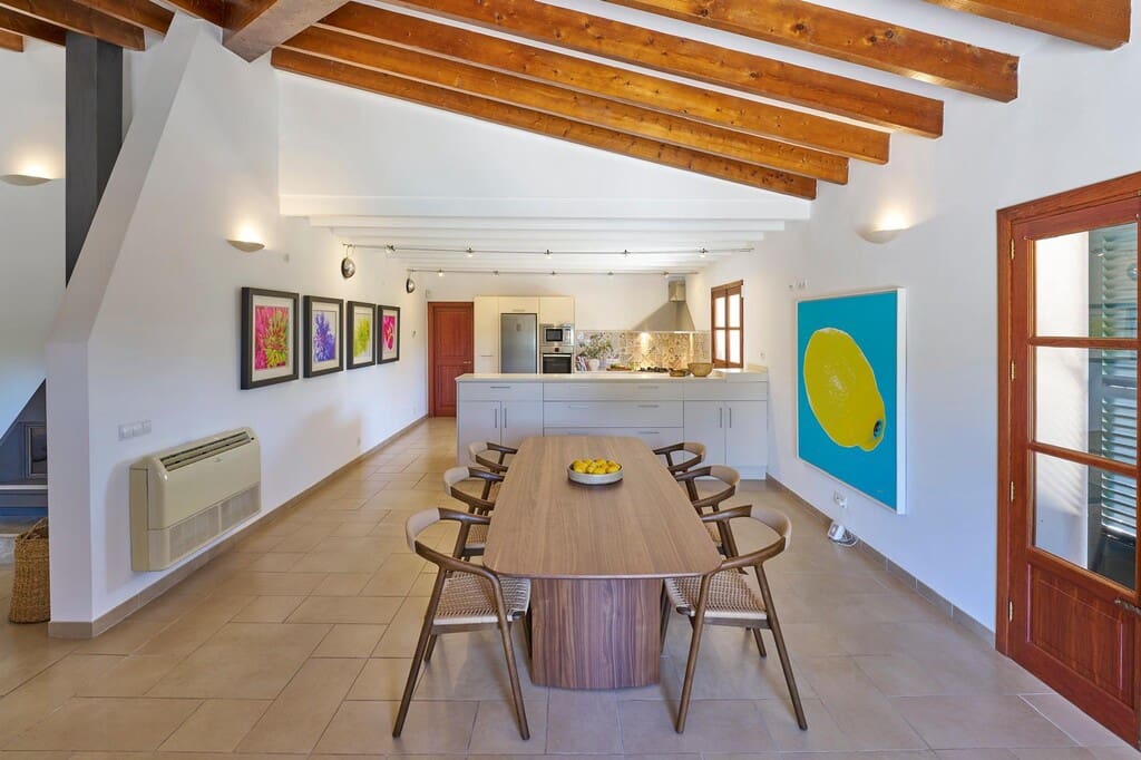 6 Zimmer Finca/Landgut zu verkaufen in Sineu mit Pool - 2.395.000 € (Ref: 8934998)