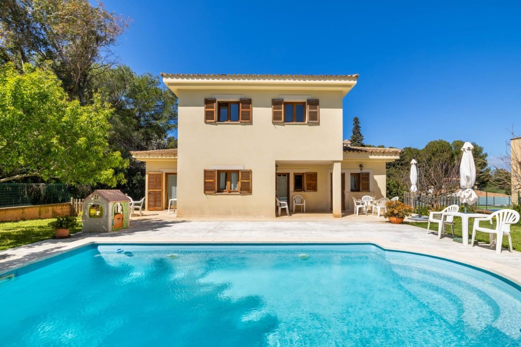 4 soverom Villa til salgs i Mal Pas-Bon Aire med svømmebasseng garasje - € 950 000 (Ref: 8936842)