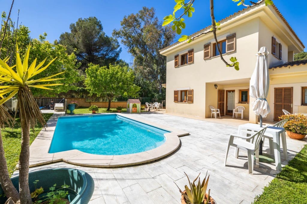 4 soverom Villa til salgs i Mal Pas-Bon Aire med svømmebasseng garasje - € 950 000 (Ref: 8936842)