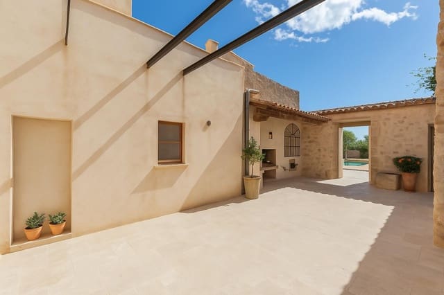 4 makuuhuone Omakotitalo myytävänä paikassa Campanet mukana uima-altaan - 1 950 000 € (Ref: 8943816)