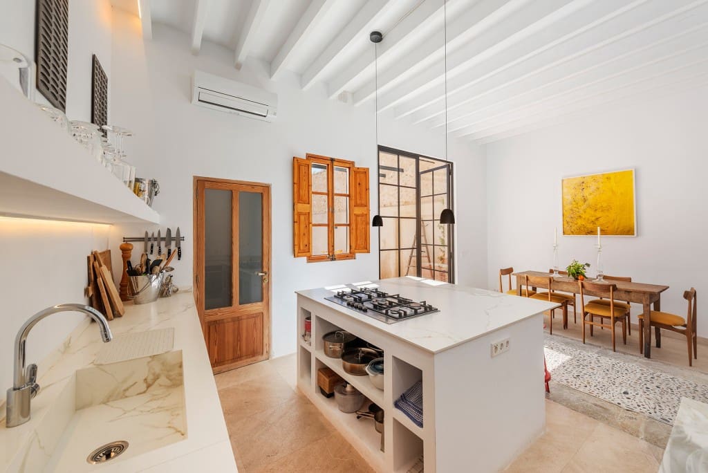 4 makuuhuone Omakotitalo myytävänä paikassa Campanet mukana uima-altaan - 1 950 000 € (Ref: 8943816)