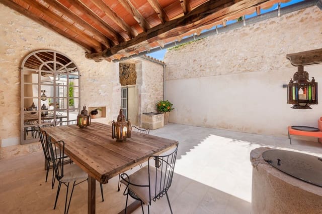 4 makuuhuone Omakotitalo myytävänä paikassa Campanet mukana uima-altaan - 1 950 000 € (Ref: 8943816)