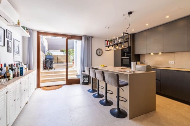 5 soveværelse Byhus til salg i Alaró med swimmingpool - € 1.425.000 (Ref: 8950422)