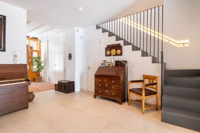 5 soveværelse Byhus til salg i Alaró med swimmingpool - € 1.425.000 (Ref: 8950422)