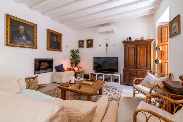 5 soveværelse Byhus til salg i Alaró med swimmingpool - € 1.425.000 (Ref: 8950422)