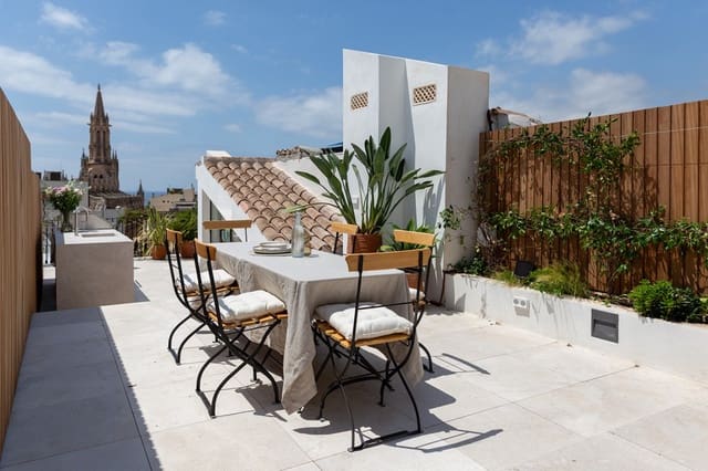 Ático de 3 habitaciones en Palma de Mallorca en venta - 3.950.000 € (Ref: 8978977)