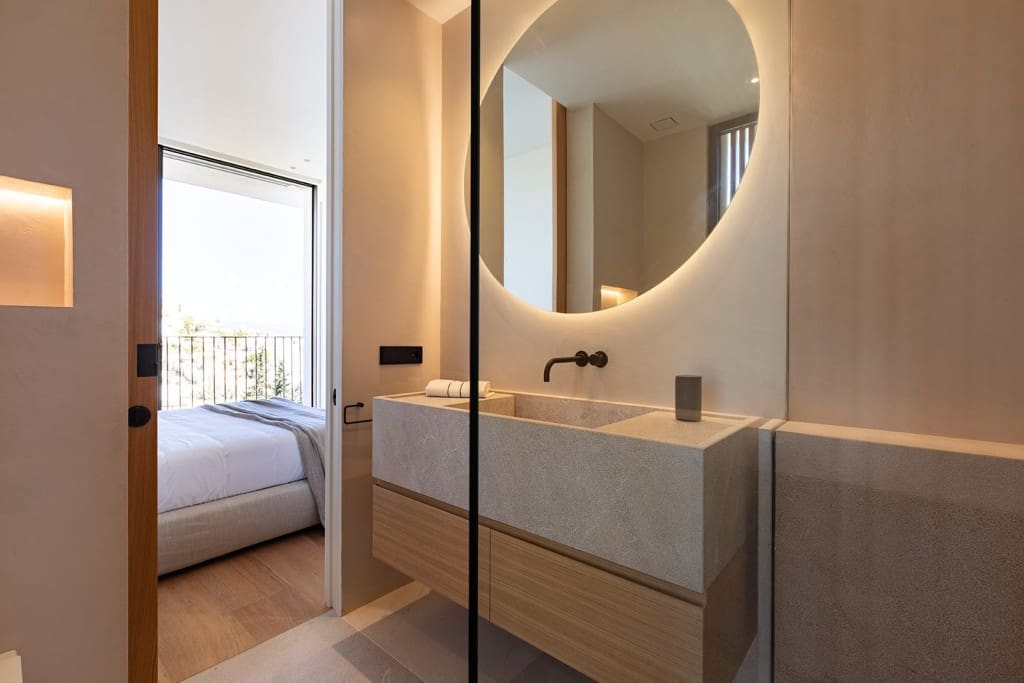 4 bedroom Villa for sale in Genova with pool garage - € 4,150,000 (Ref: 8982211)