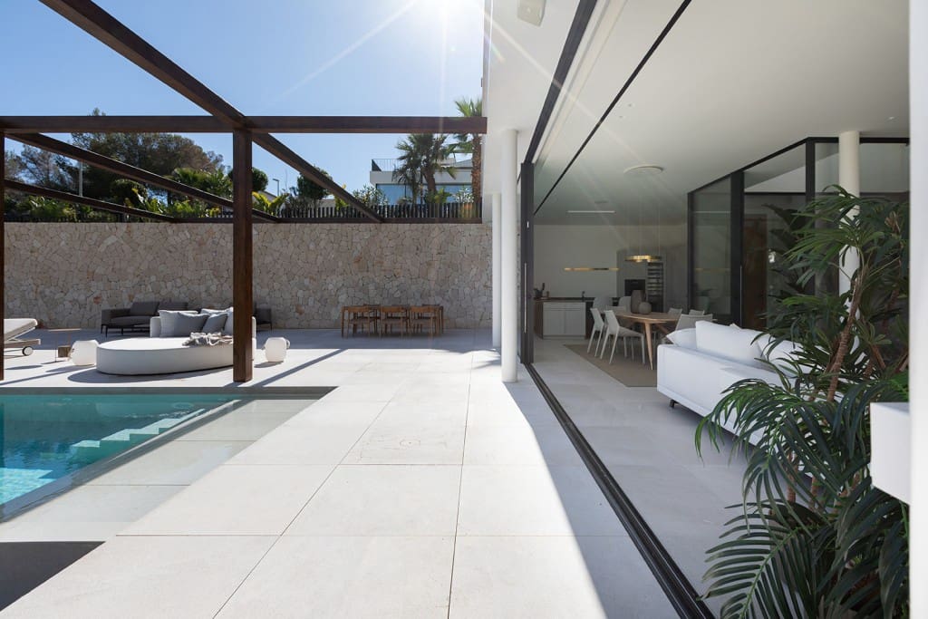 4 bedroom Villa for sale in Genova with pool garage - € 4,150,000 (Ref: 8982211)