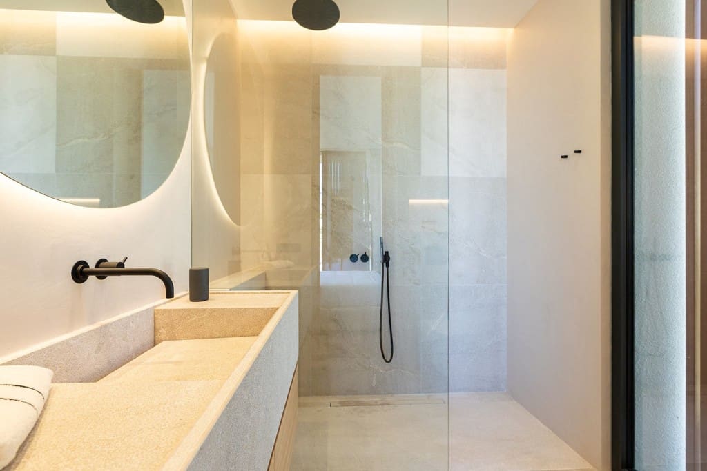 4 bedroom Villa for sale in Genova with pool garage - € 4,150,000 (Ref: 8982211)