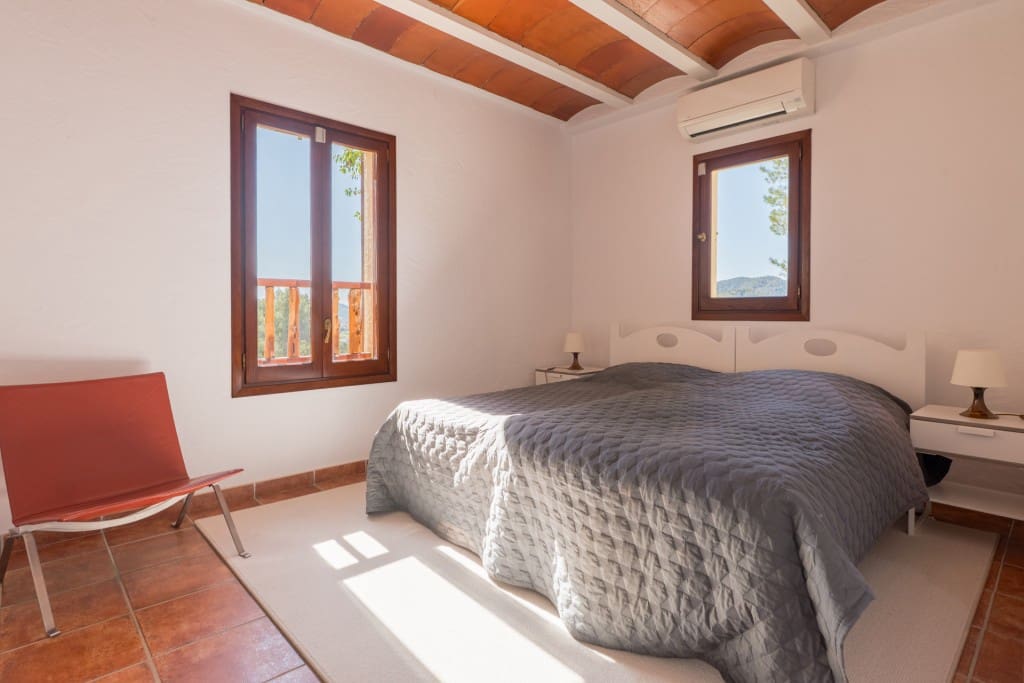 7 soverom Villa til salgs i Sant Antoni de Portmany med svømmebasseng - € 3 500 000 (Ref: 8988070)