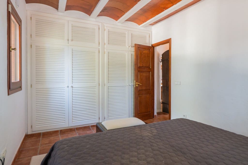 7 soverom Villa til salgs i Sant Antoni de Portmany med svømmebasseng - € 3 500 000 (Ref: 8988070)