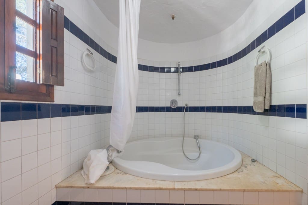 7 soverom Villa til salgs i Sant Antoni de Portmany med svømmebasseng - € 3 500 000 (Ref: 8988070)