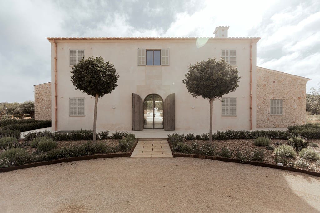 5 soveværelse Finca/Landehus til salg i Santanyi med swimmingpool garage - € 5.400.000 (Ref: 8992434)