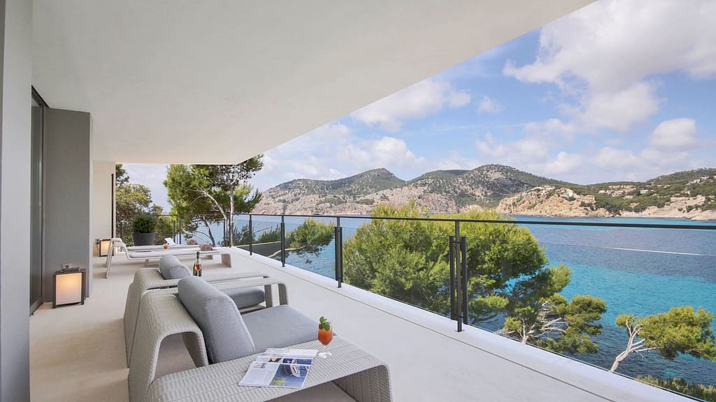 4 soveværelse Villa til salg i Es Camp De Mar / El Camp De Mar med swimmingpool garage - € 11.500.000 (Ref: 8998577)