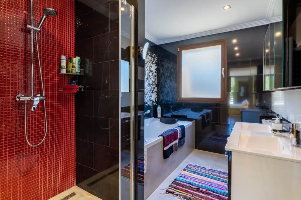 5 bedroom Villa for sale in Pollensa / Pollenca with pool - € 1,350,000 (Ref: 9001066)