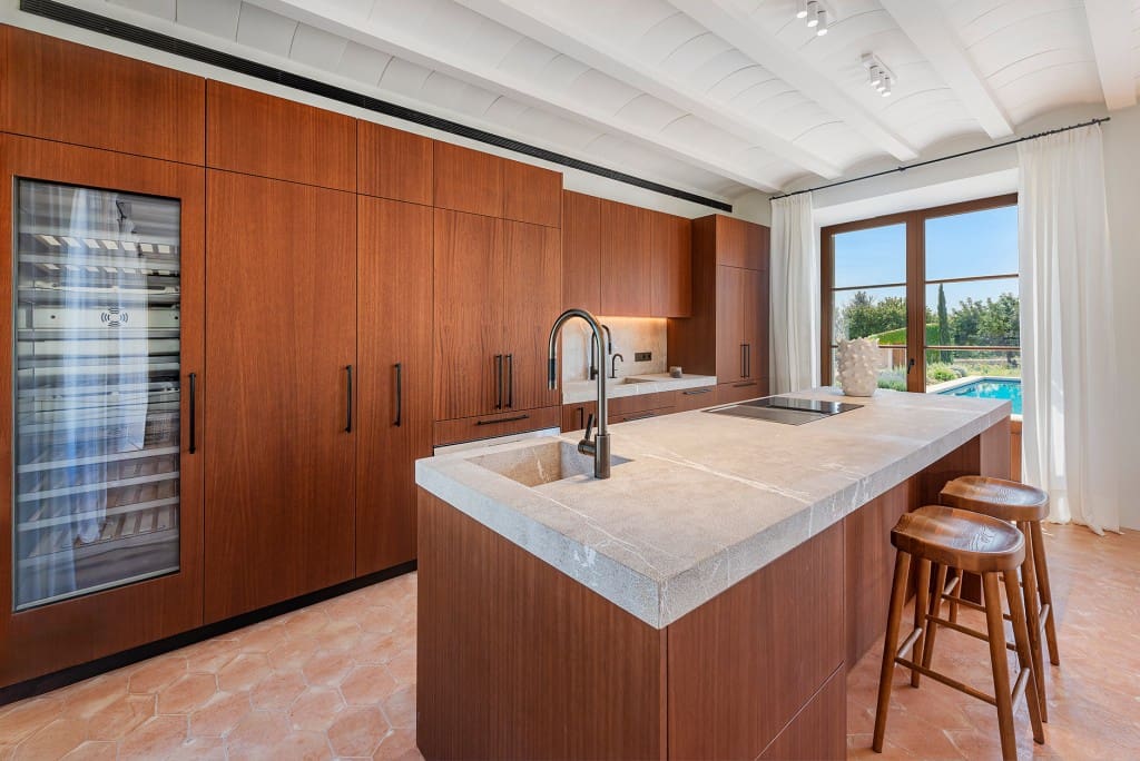 6 soveværelse Finca/Landehus til salg i Alaro med swimmingpool garage - € 6.425.000 (Ref: 9006796)