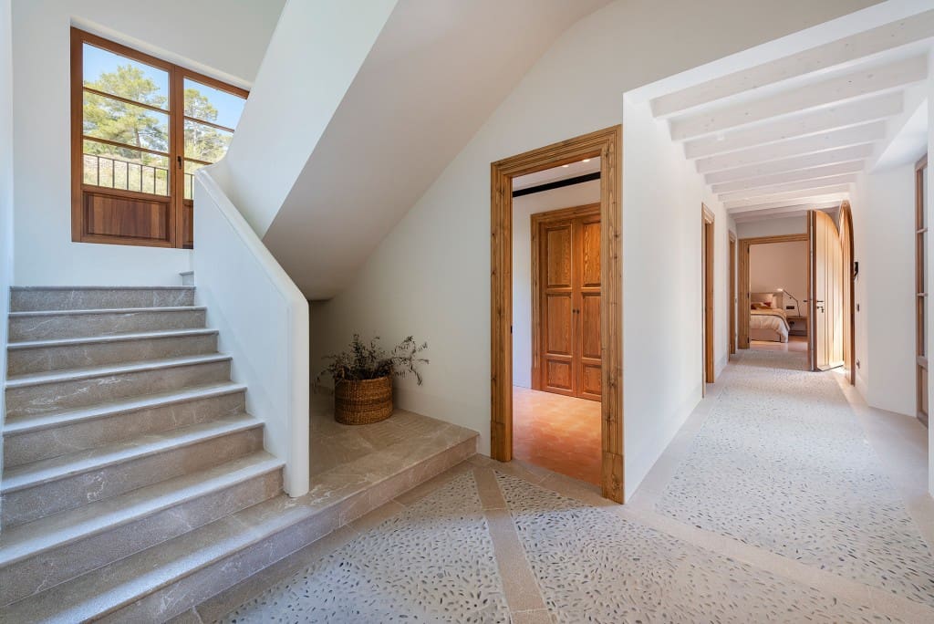 6 soveværelse Finca/Landehus til salg i Alaro med swimmingpool garage - € 6.425.000 (Ref: 9006796)