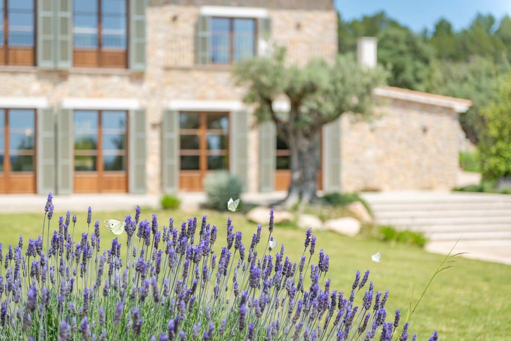 6 soveværelse Finca/Landehus til salg i Alaro med swimmingpool garage - € 6.425.000 (Ref: 9006796)