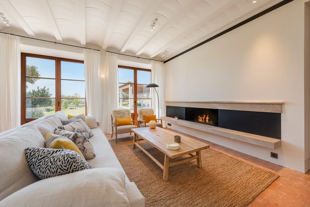 6 soveværelse Finca/Landehus til salg i Alaro med swimmingpool garage - € 6.425.000 (Ref: 9006796)